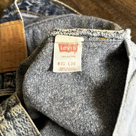 Vintage Levis Jeans Women's W31/L30 Blue Denim 501 Button Acid Wash 80s Made USA - Picture 8 of 8